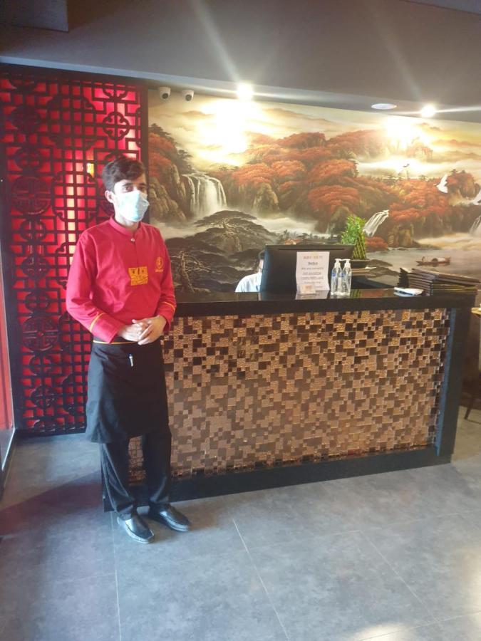 Space Luxury Rental Suites Rawalpindi Exteriör bild
