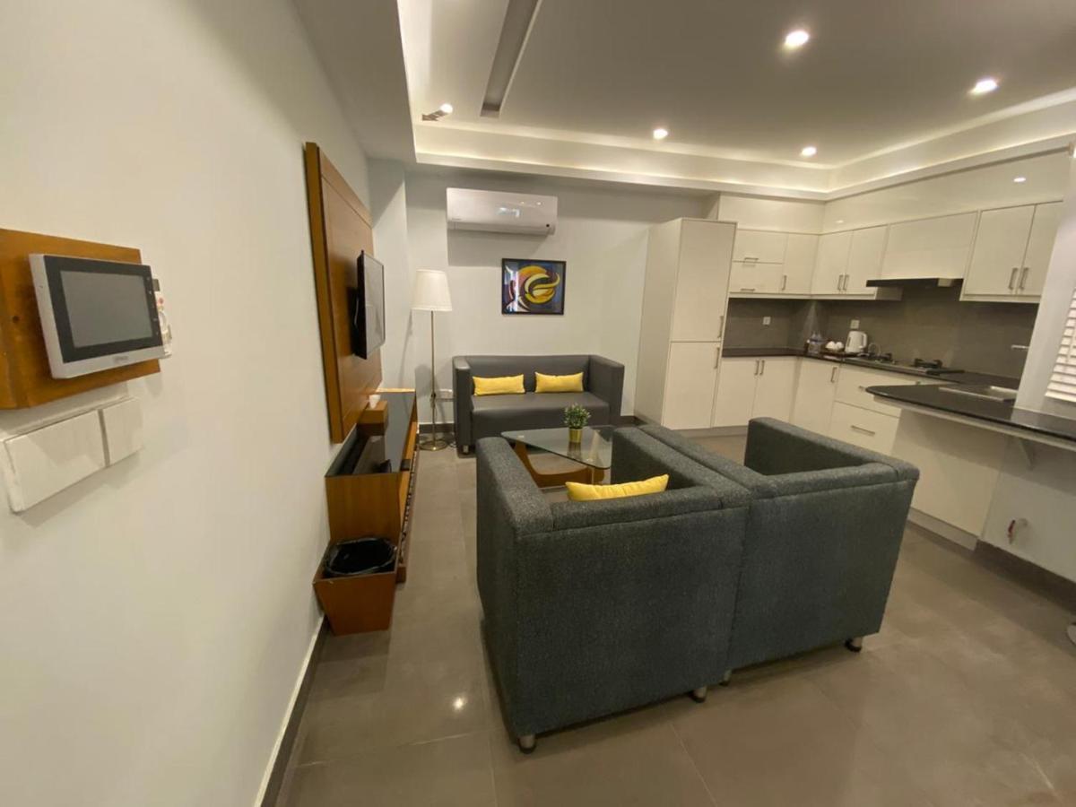 Space Luxury Rental Suites Rawalpindi Exteriör bild